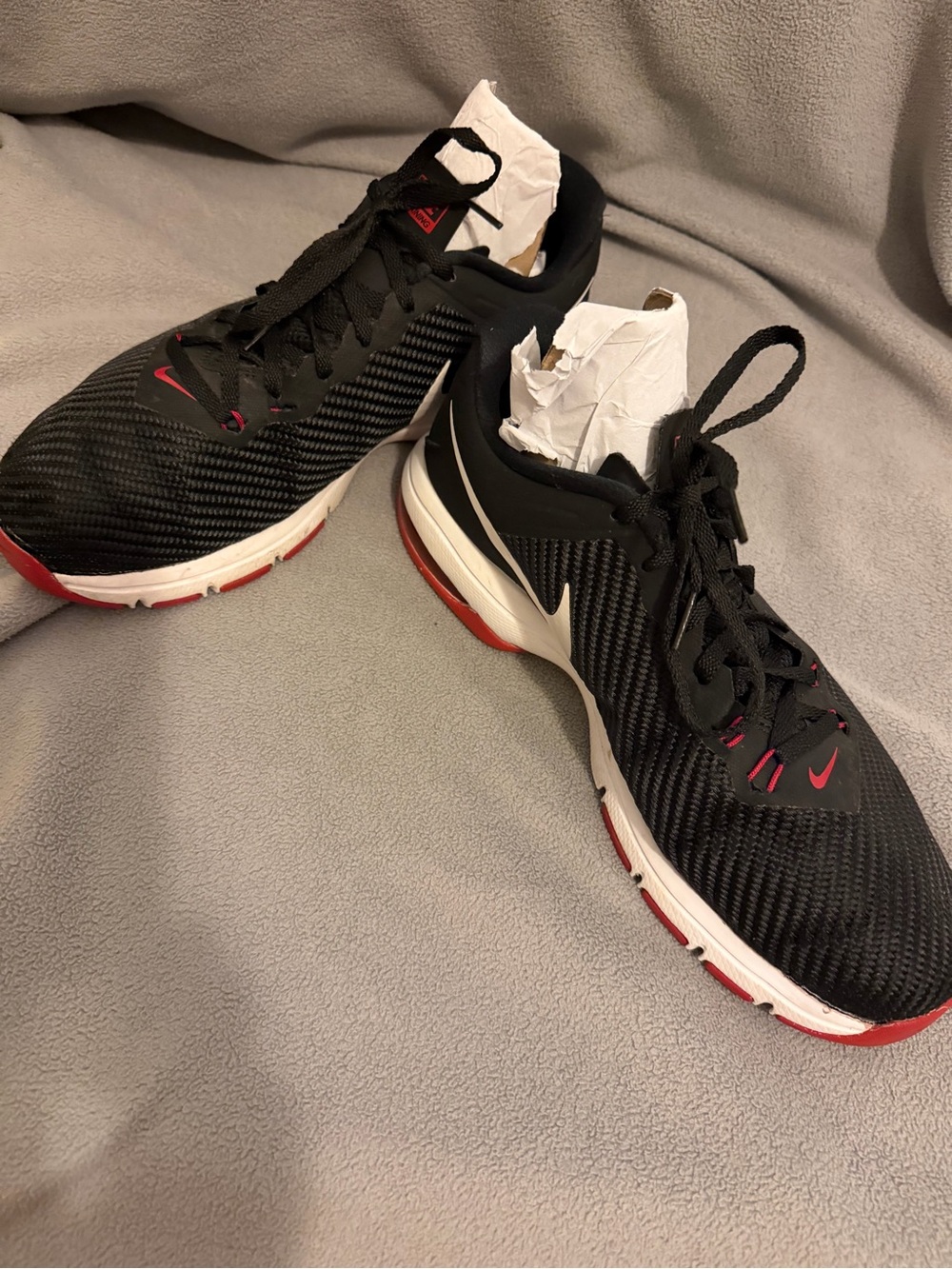 Nike Men’s Black and Red Athletic Running Shoes